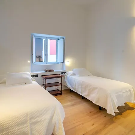 Aparthotel Albor