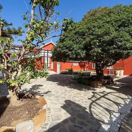 Albor Aparthotel *