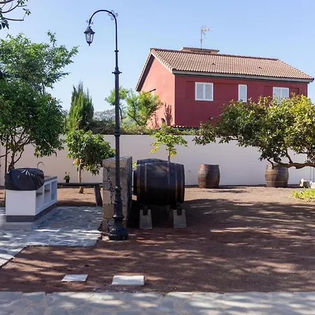 Aparthotel Albor *