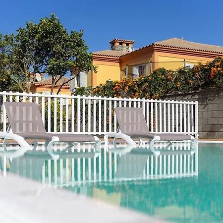 Aparthotel Albor