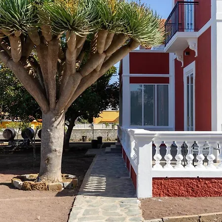 Albor Aparthotel *