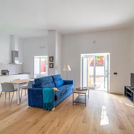 Aparthotel Albor