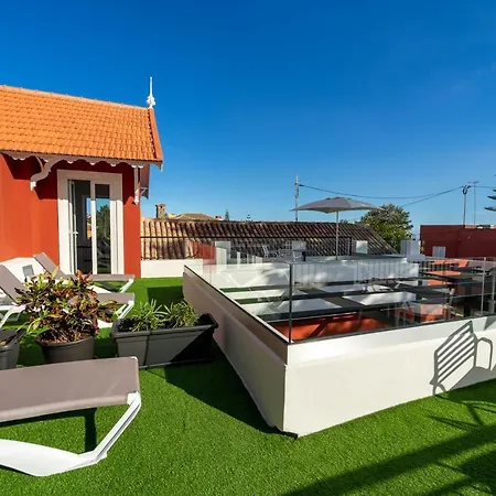 Aparthotel Albor *