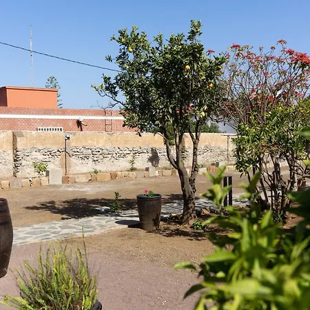 Albor Aparthotel *