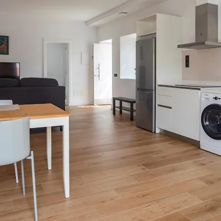 アパートホテル Albor 4*